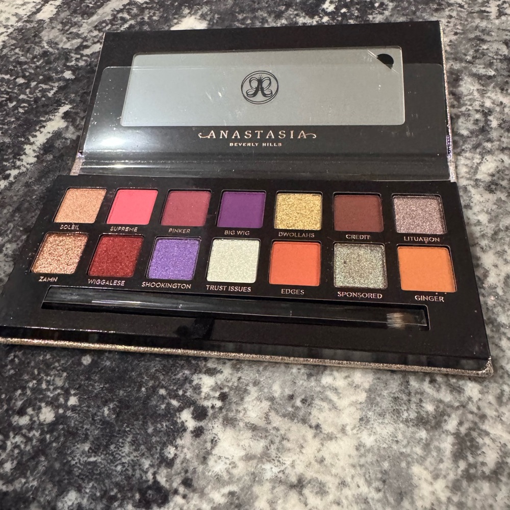 Anastasia Beverly Hills Eyeshadow Palette - Vibrant Multi-Color